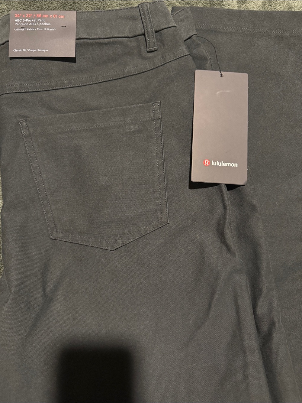 lululemon athletica Men's Dark green classic fit Straight Jeans